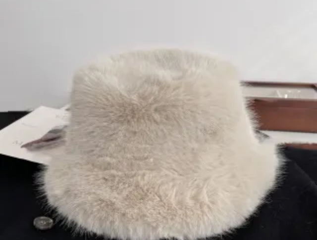 Luxury Faux Fur Winter Hat - Elegance & Warmth Combined