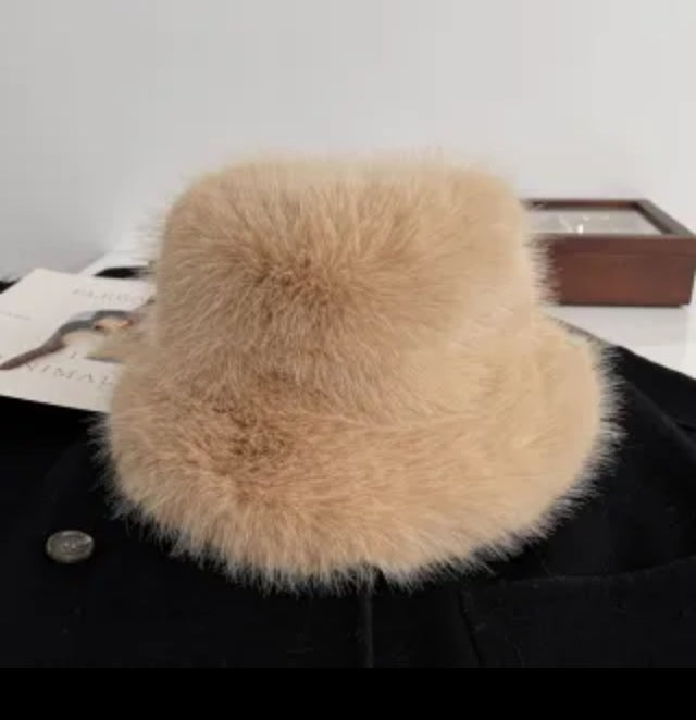 Luxury Faux Fur Winter Hat - Elegance & Warmth Combined